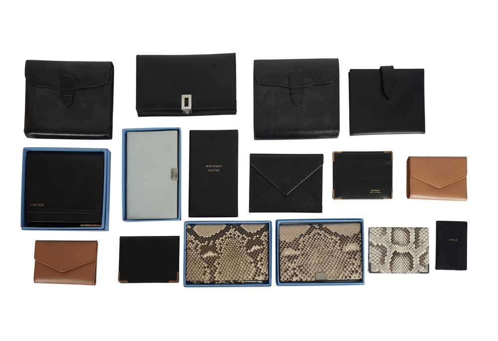 Lot 828 - A LARGE COLLECTION OF SMYTHSON STATIONARY