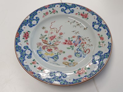 Lot 299 - A PAIR OF CHINESE PORCELAIN PLATES, QIANLONG, 18TH CENTURY