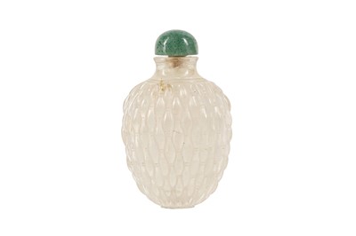 Lot 305 - A CHINESE ROCK CRYSTAL SNUFF BOTTLE.