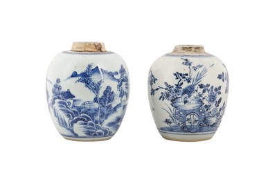 Lot 641 - A PAIR OF CHINESE BLUE AND WHITE JARS.