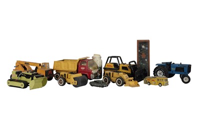 Lot 953 - A COLLECTION OF PLAYWORN TONKA TOY VEHICLES