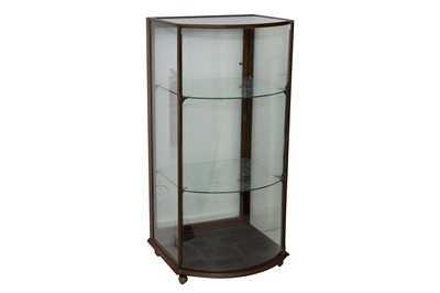Lot 265 - A VICTORIAN MAHOGANY BOW FRONTED SHOP DISPLAY CABINET