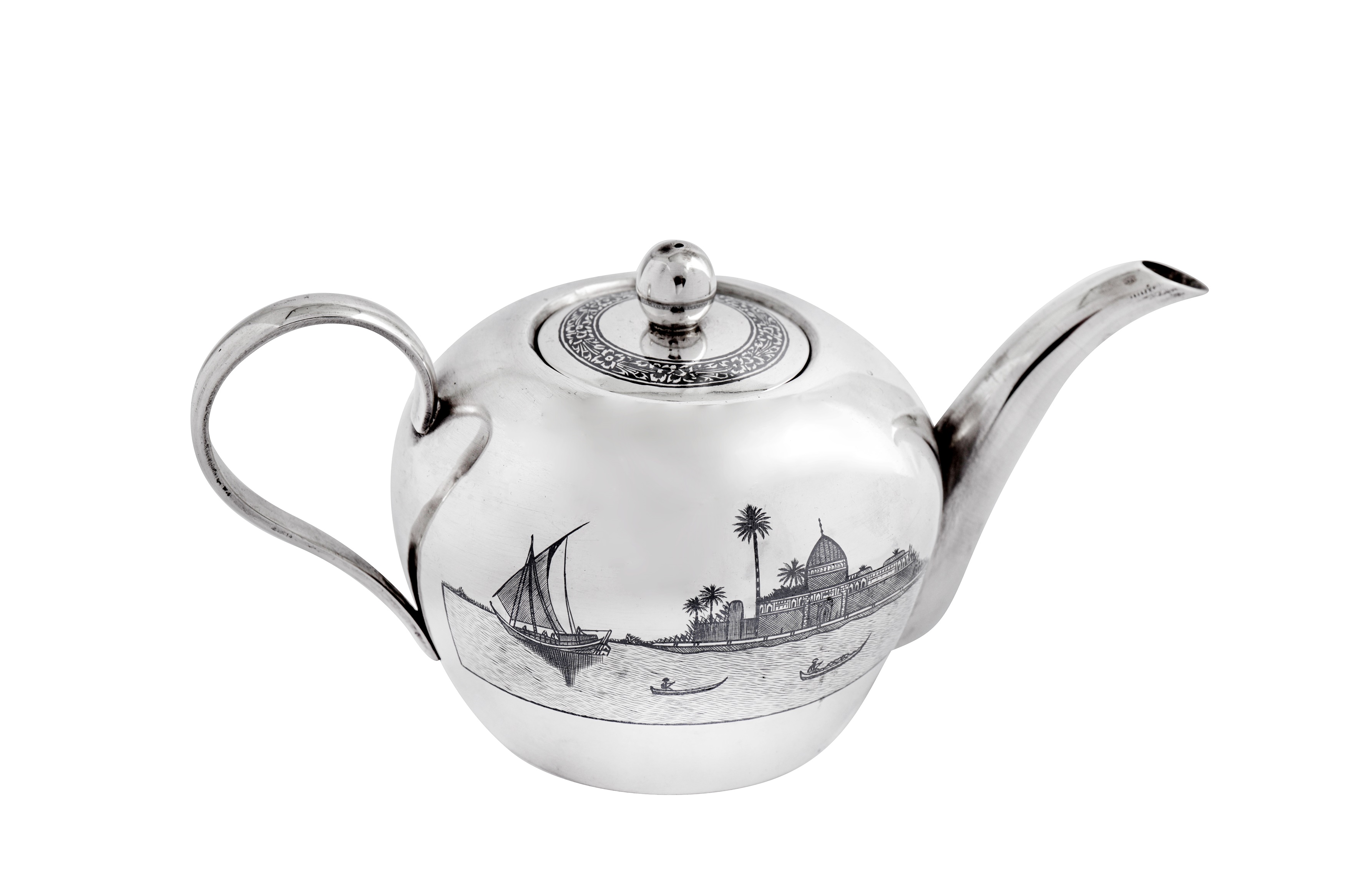 Lot 372 - A good early 20th century Iraqi silver and