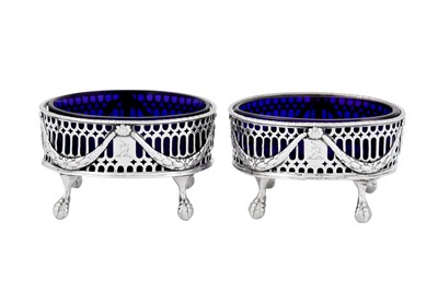Lot 636 - A pair of George III sterling silver salts, Sheffield 1773 by Richard Morton & Co