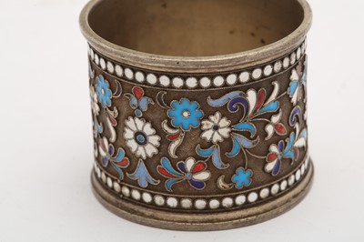 Lot 397 - A Nicholas II Russian 84 zolotnik silver gilt and cloisonné enamel napkin ring, Moscow 1898-1908, makers mark obscured