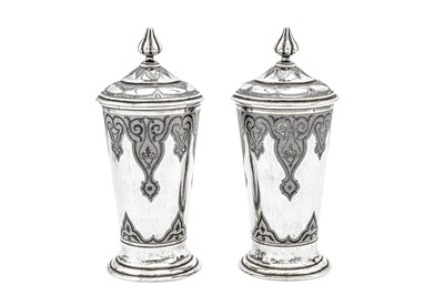 Lot 377 - A pair of Alexander II mid-19th century Russian 84 zolotnik and niello covered beakers, Moscow 1850 by ee possibly for Yefrem Yevdokimov