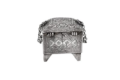 Lot 324 - An early 20th century silver spice box, Iraqi or Persian circa 1910