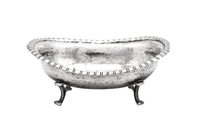 Lot 404 - A late 18th century Italian silver bowl or salt, Venice circa 1780