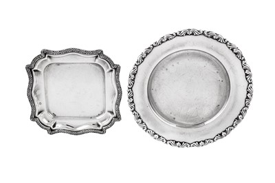 Lot 264 - A mixed group of mid-20th century Egyptian 900 standard silver dishes