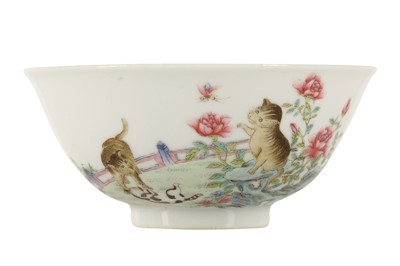 Lot 720 - A CHINESE FAMILLE ROSE 'CATS' BOWL.