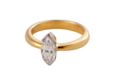 Lot 37 - A  diamond single-stone ring