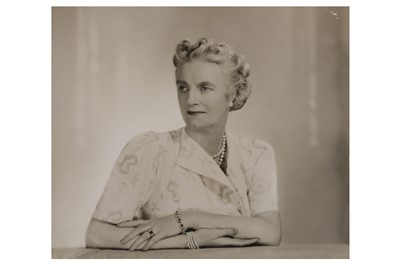 Lot 179 - Dorothy Wilding (1893-1976)