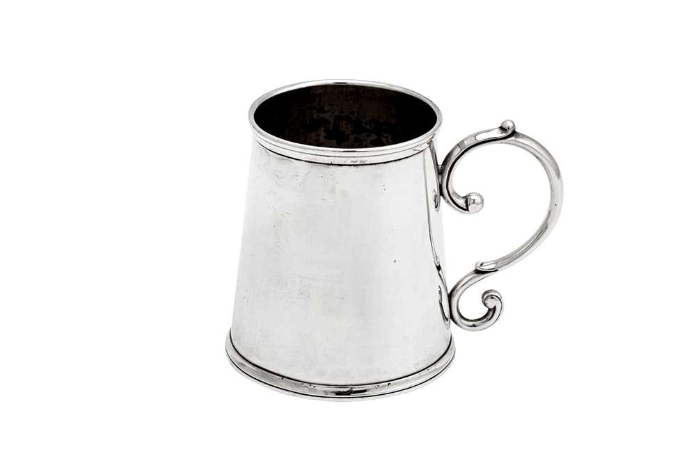 Lot 135 - A mid-19th century Indian Colonial silver small mug, Aurangabad circa 1850 by Bodraj