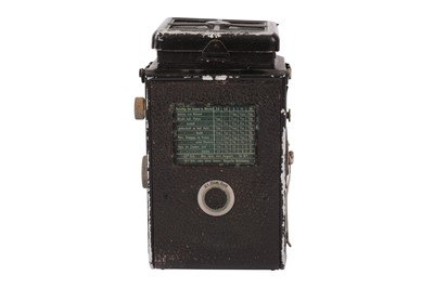 Lot 126 - A Rolleiflex Classic TLR Camera