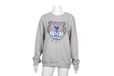 Lot 91 - Kenzo Grey Tiger Motif Sweatshirt - Size 16A