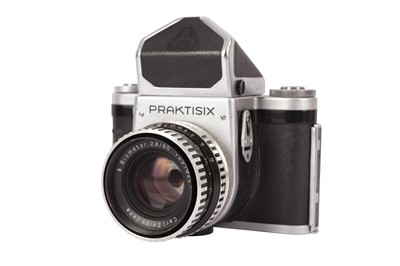 Lot 116 - A KW Praktisix SLR Medium Format Camera