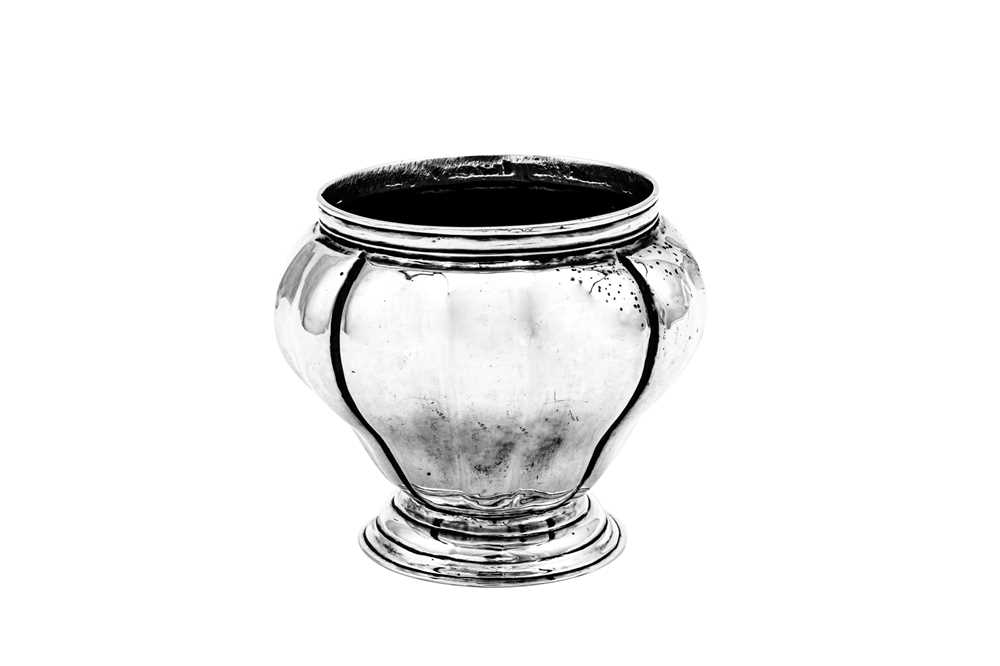 Lot 408 - An early 18th century Maltese silver sugar bowl base, circa 1720-30