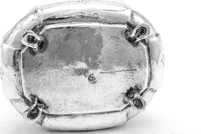 Lot 394 - An Ivan VI mid-18th century Russian 84 zolotnik sugar box, Moscow 1741 by Dimitry Konstantinov (b. 1712, active 1739-48)