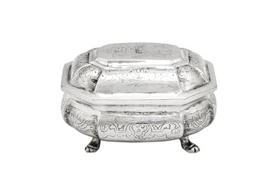 Lot 394 - An Ivan VI mid-18th century Russian 84 zolotnik sugar box, Moscow 1741 by Dimitry Konstantinov (b. 1712, active 1739-48)