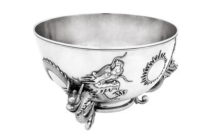 Lot 229 - A VERY LARGE CHINESE SILVER 'DRAGON' BOWL.