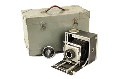 Lot 112 - A Rare Military Issue Dawe Instruments Ltd. Type 1714B "Universal" Camera