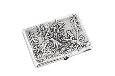 Lot 380 - A Nicholas II early 20th century Russian 84 zolotnik silver cigarette case, Moscow 1908-26 by Konstantin Skortsov (active from 1887)