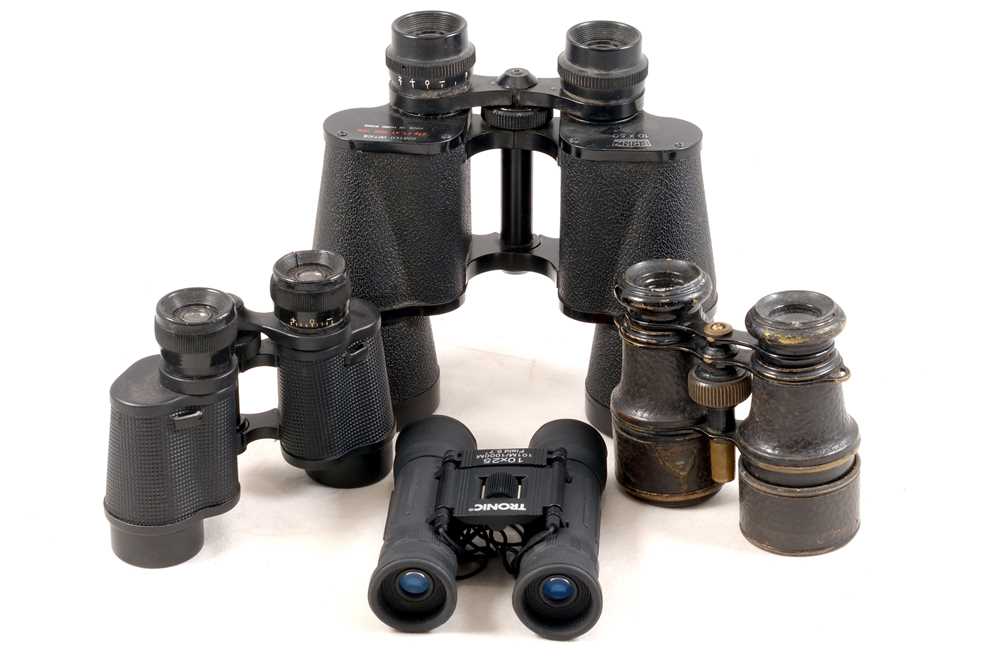 Lot 321 - Binocular End Lot, 4 Pairs.