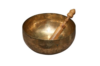 Lot 190 - A 19TH CENTURY TIBETAN SINGING BOWL