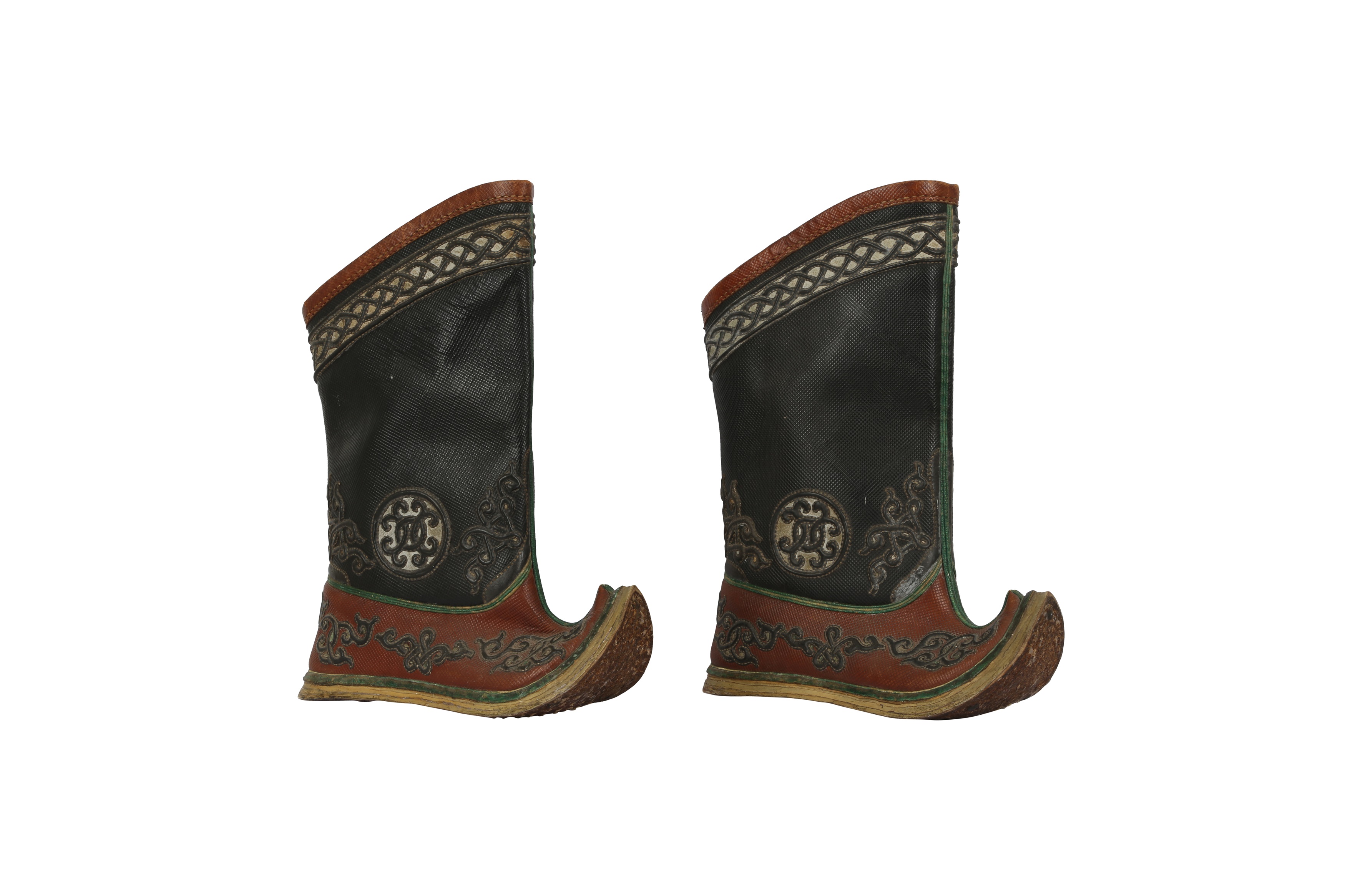Lot 297 - A PAIR OF CHINESE LEATHER BOOTS.