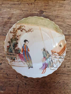 Lot 1 - A CHINESE FAMILLE ROSE 'EROTIC' DISH.