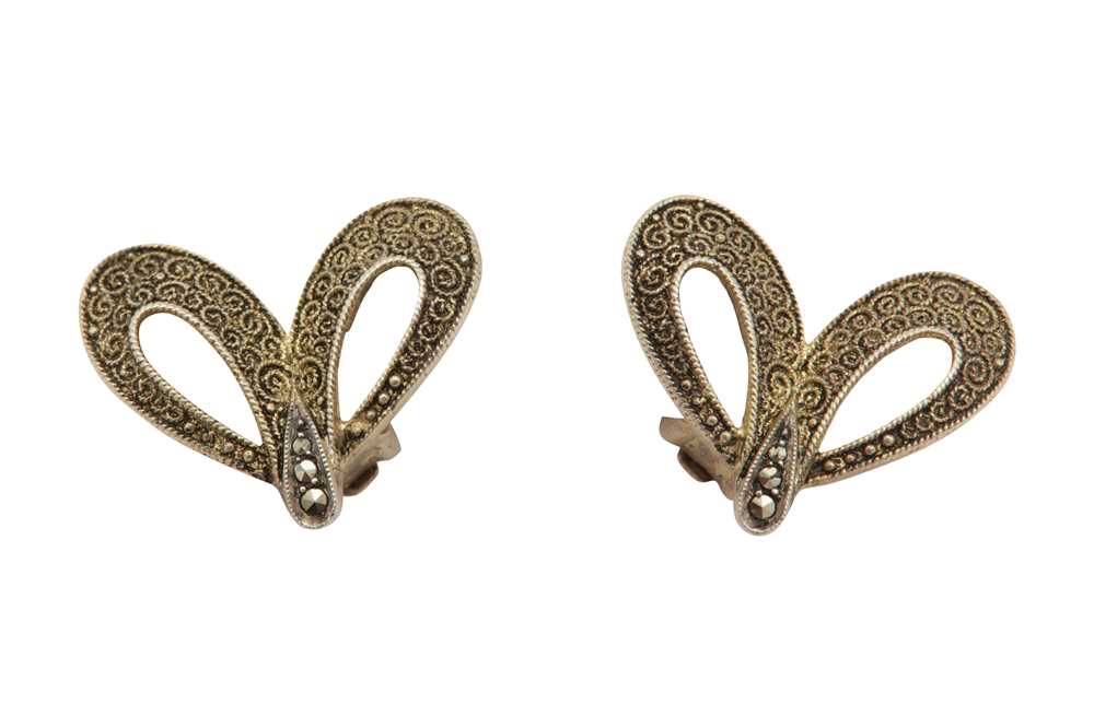 Lot 35 - A PAIR OF EARCLIPS, POSSIBLY BY THEODOR FAHRNER