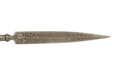 Lot 419 - A QAJAR KHANJAR DAGGER WITH MULTIPLE BLADES AND AN ACID-ETCHED SPEARHEAD