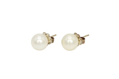 Lot 385 - Tiffany & Co Pearl Stud PIerced Earrings