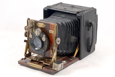 Lot 4 - Sanderson 'Regular' Quarter Plate Wood & Brass Camera.