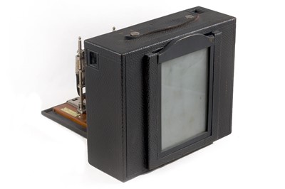 Lot 16 - A No.5 Cartridge Kodak Half Plate Camera.