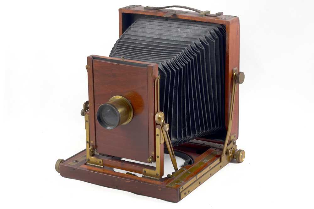 Lot 5 - Unnamed Wood & Brass Half Plate Field Camera.