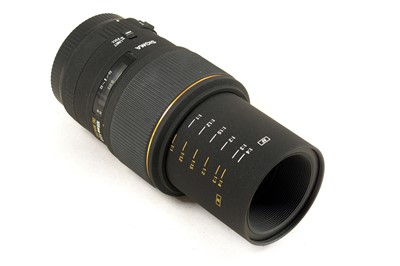 Lot 203 - Sigma 105mm f2.8 DG Macro Lens, Canon EOS Fit.