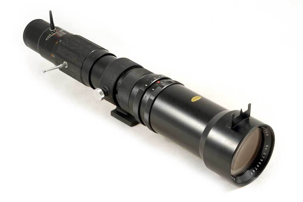 Lot 205 - Uncommon Vivitar 600mm Pre-Set T-mount Telephoto Lens.