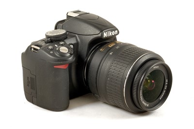Lot 206 - Nikon D3100 14mp DSLR & Nikkor 18-55mm VR Lens.
