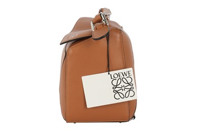 Lot 252 - Loewe Tan Medium Puzzle Bag