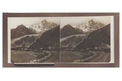 Lot 61 - A Collection of Glass Stereoscopic Slides