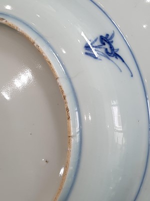 Lot 584 - A SMALL COLLECTION OF CHINESE PORCELAIN.