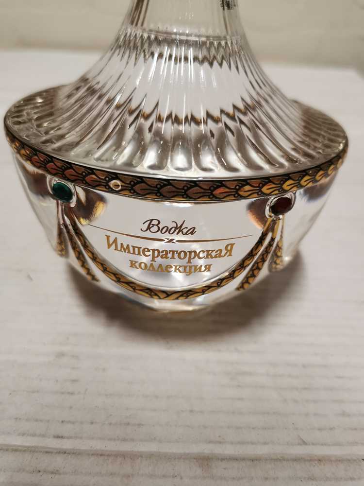 その他 Faberge Imperial Collection Vodka 750ml Lot 719 - Imperial Collection Edition Faberge Egg