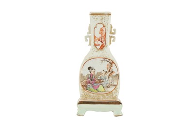 Lot 842 - A CHINESE GILT-EMBELLISHED FAMILLE ROSE VASE.