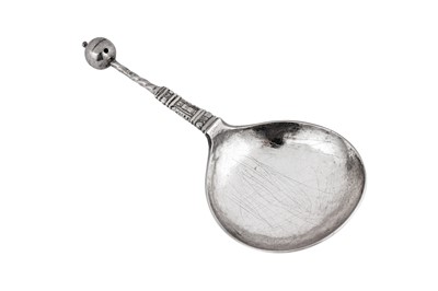 Lot 458 - An early 17th century Norwegian silver spoon, Bergen circa 1620 by Johan Schlüter (active 1615-28)