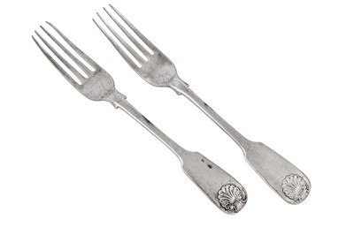 Lot 130 - A pair of mid-19th century Indian Colonial silver table forks, Calcutta circa 1840 by Pittar and Co (active 1825-48)