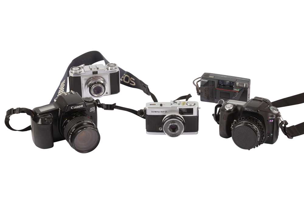 Lot 169 - A Mixed Selection of 35mm Cameras & Lenses