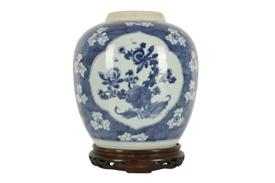 Lot 131 - A CHINESE BLUE AND WHITE 'FLORAL' JAR.