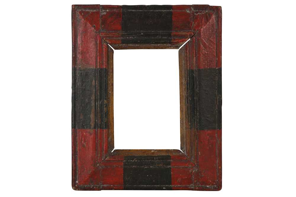 Lot 117 - AN ITALIAN EARLY 18TH CENTURY POLYCHROME MOULDING FRAME