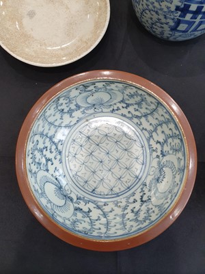 Lot 898 - A CHINESE BLUE AND WHITE 'WEDDING' JAR AND COVER AND FOUR DISHES.